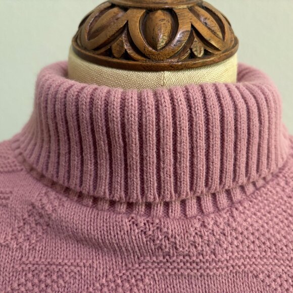 Kenneth Too! Dusty Rose Knitted Turtleneck Sweater – Size Large, 100% Acrylic - Picture 7 of 16